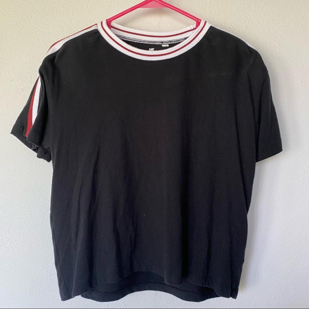 Black tee
